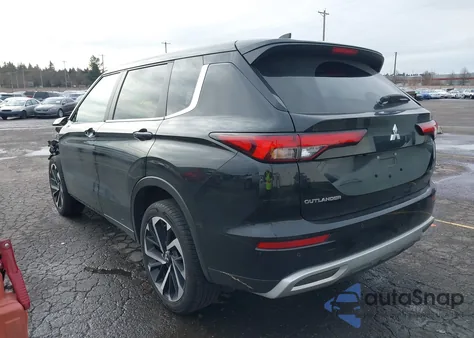 2024 Mitsubishi Outlander Se 2.5 S-Awc z USA, uszkodzony, nr VIN JA4J4VA8XRZ064575